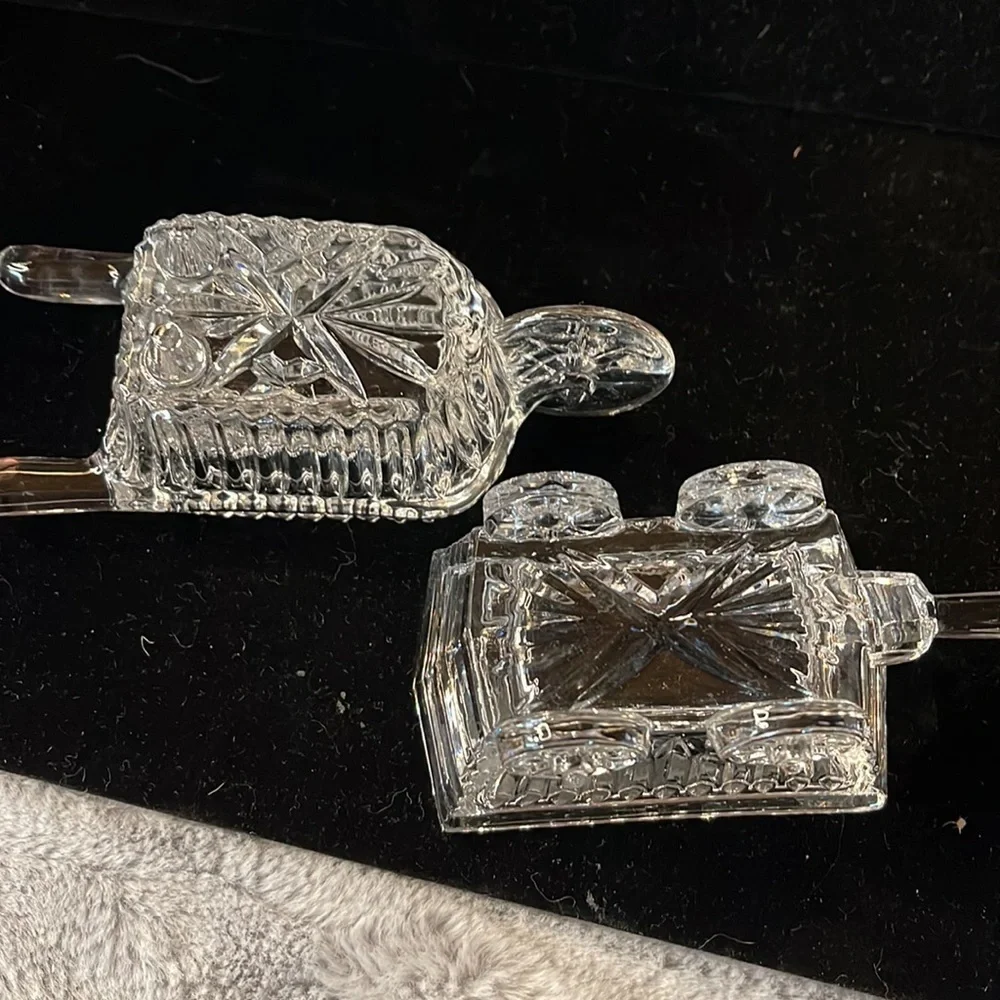 Lead Crystal Wheelbarrow & Hand Cart/Goat Cart Great for storing Sweetener Pkts